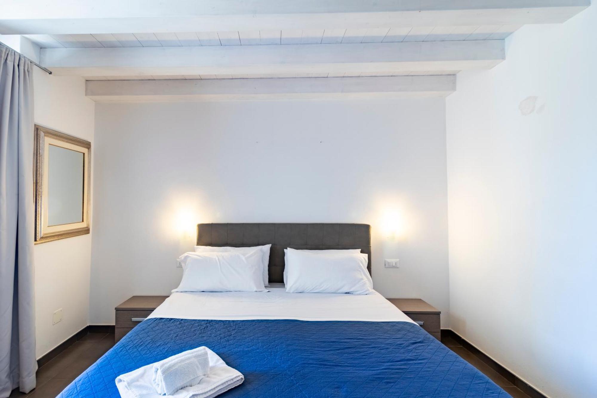 Palazzo Cavour Couette-café Lecce