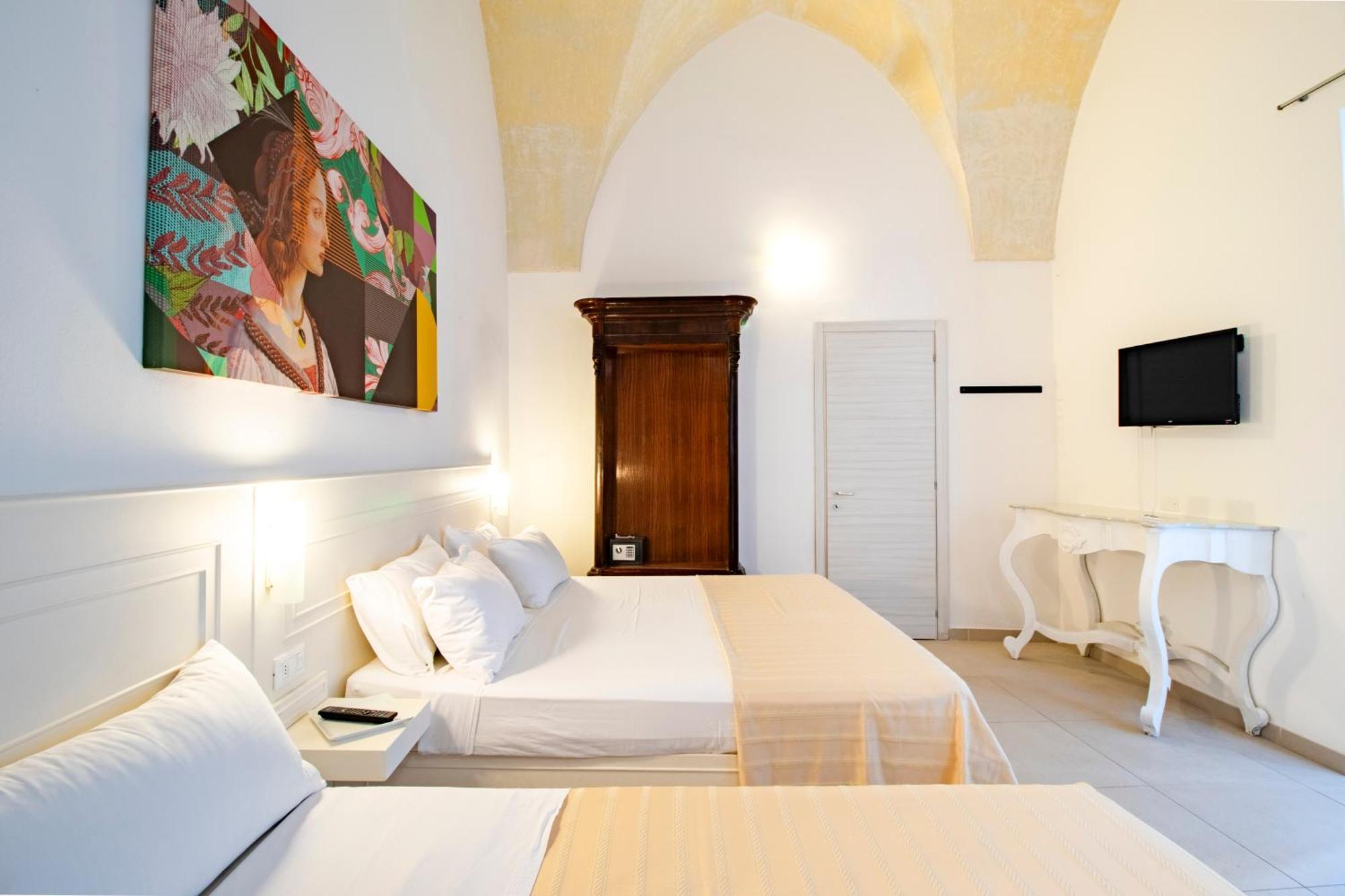 Palazzo Cavour Lecce